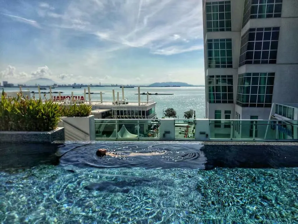 Georgetown Seaview Seafront Duplex Hotel