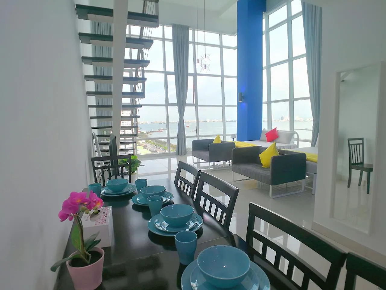 Georgetown Seaview Seafront Duplex Hotel Malajzia